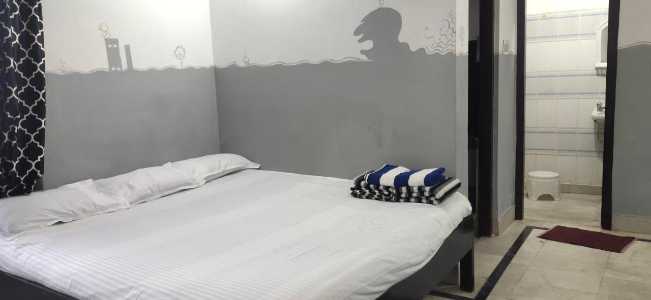 Nirman Beach Homestay Puri Buitenkant foto