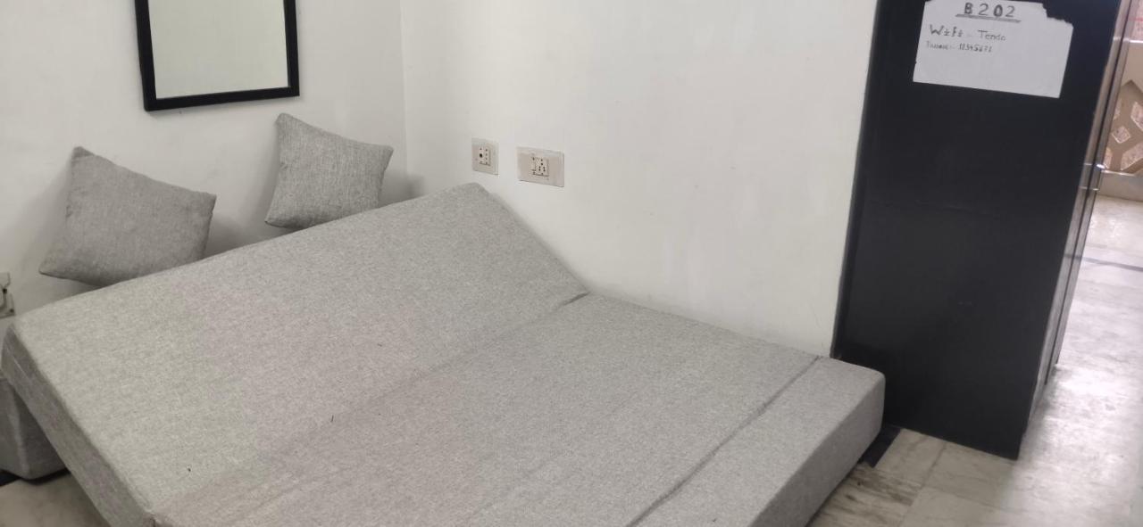 Nirman Beach Homestay Puri Buitenkant foto