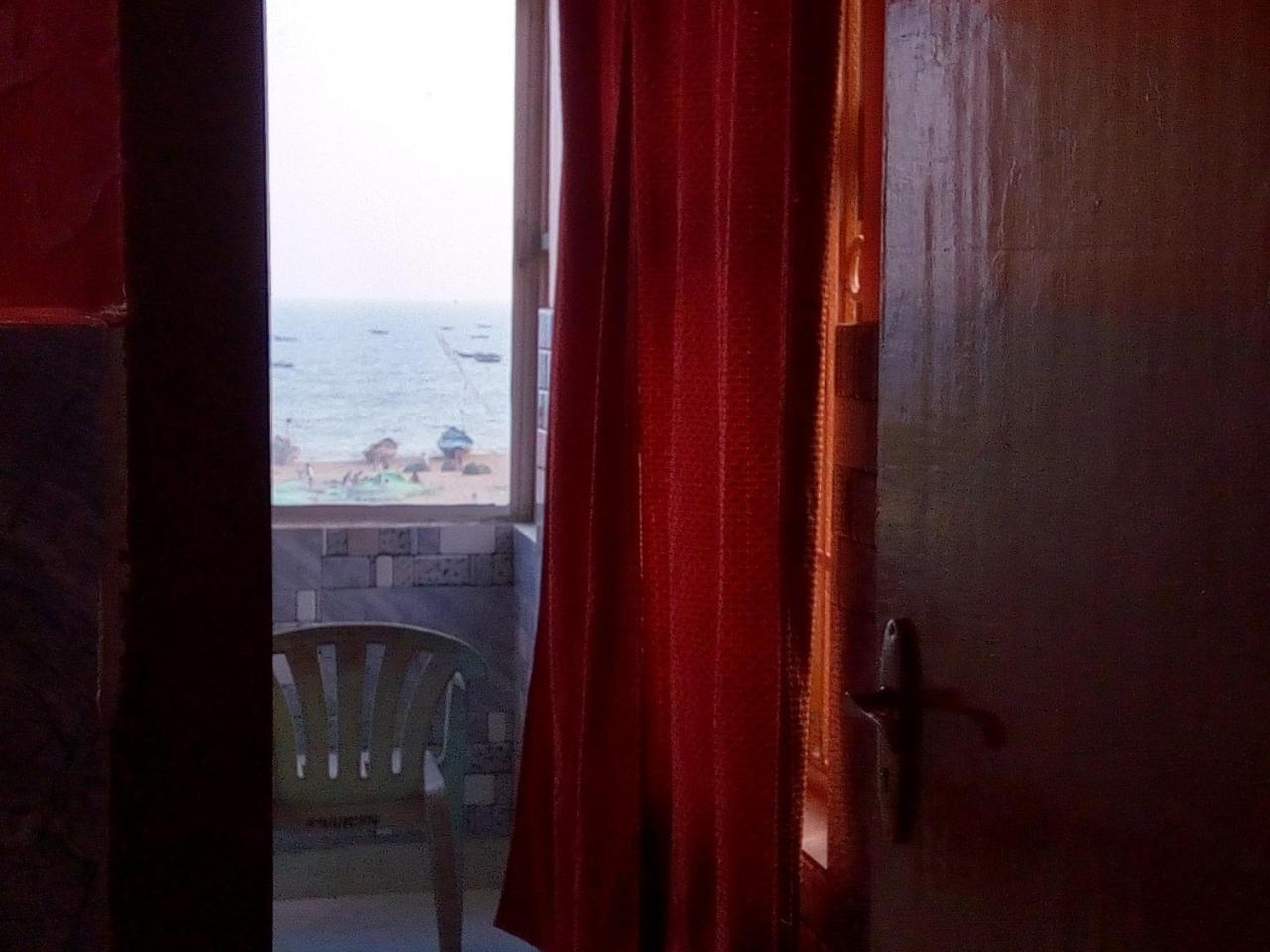 Nirman Beach Homestay Puri Buitenkant foto