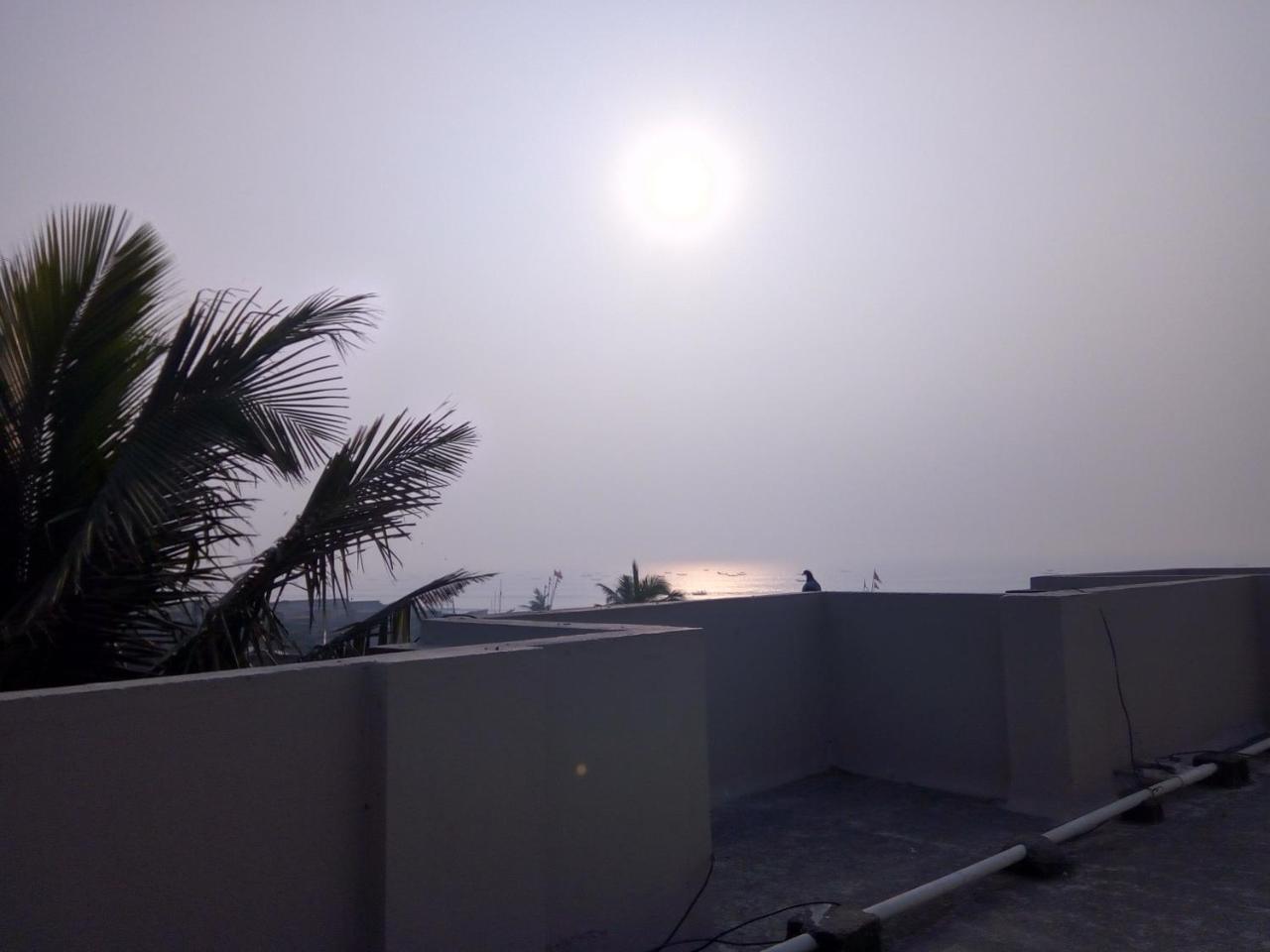 Nirman Beach Homestay Puri Buitenkant foto