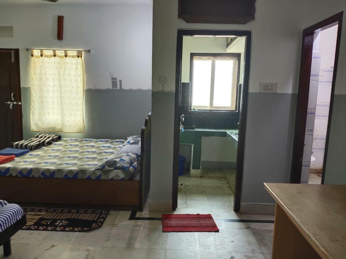 Nirman Beach Homestay Puri Buitenkant foto